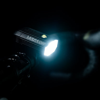 Lezyne predné LED svetlo LITE DRIVE 1200+-4