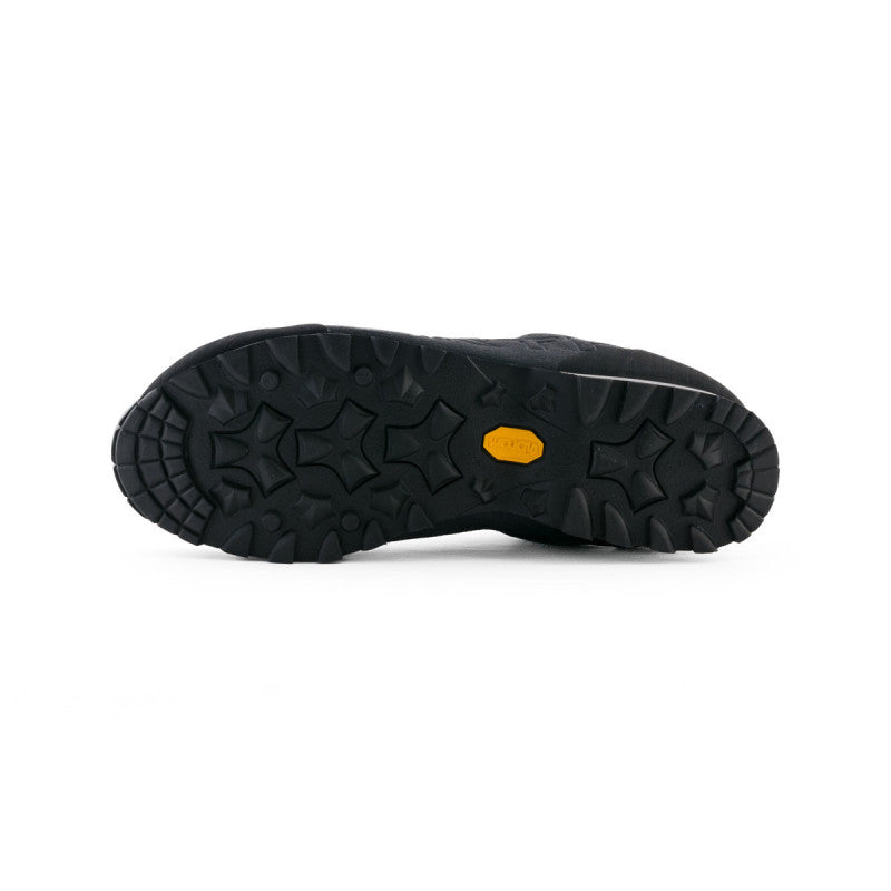 TO-1004OR pánske outdoorové topánky nízkeho strihu s podrážkou Vibram® KAMET-3