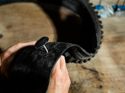 LEZYNE Sada zátok na opravu bezdušových pneumatík Tubeless Pro Plugs